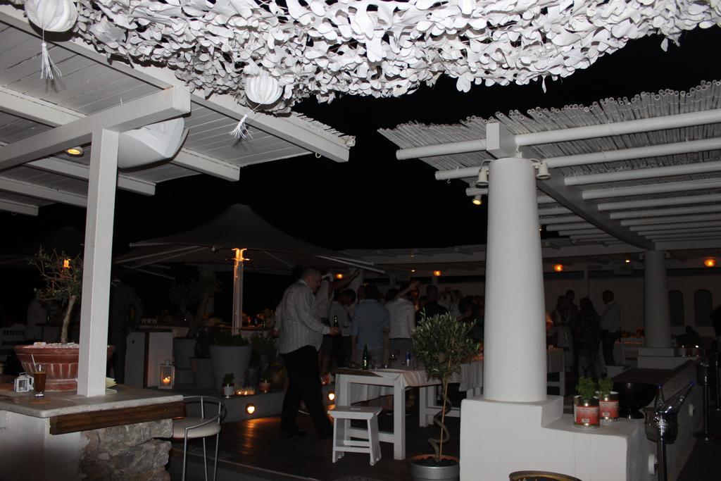 Anemos Beach Lounge Hotel Perissa  Exterior photo